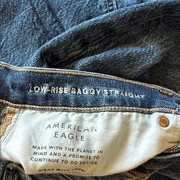 AE Low-Rise Baggy Straight Leg Women Jeans 8 X-short - Picture 8 of 12